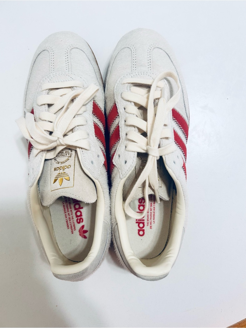 adidas Samba Classic Low-Top Sneaker in White with Red Stripes - Picture 7 of 10